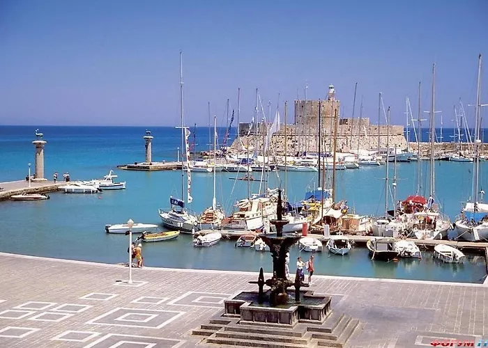 橄榄园别墅酒店 *