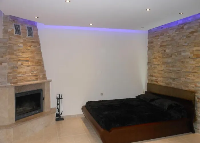 Olive Grove أفانتو